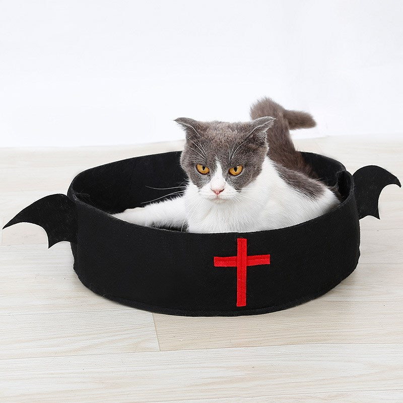 bed for cats of different seasons